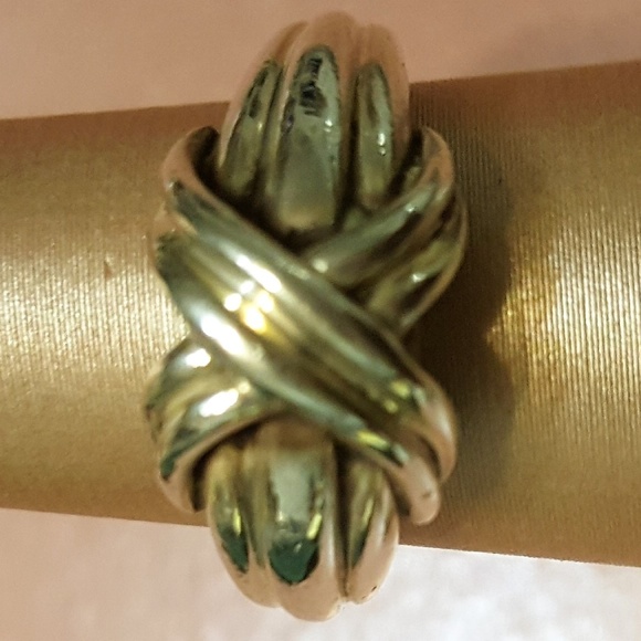 *SOLD* Tiffany & Co. Solid SS Atlas Signature X Ring Size 4.5 - Picture 2 of 7